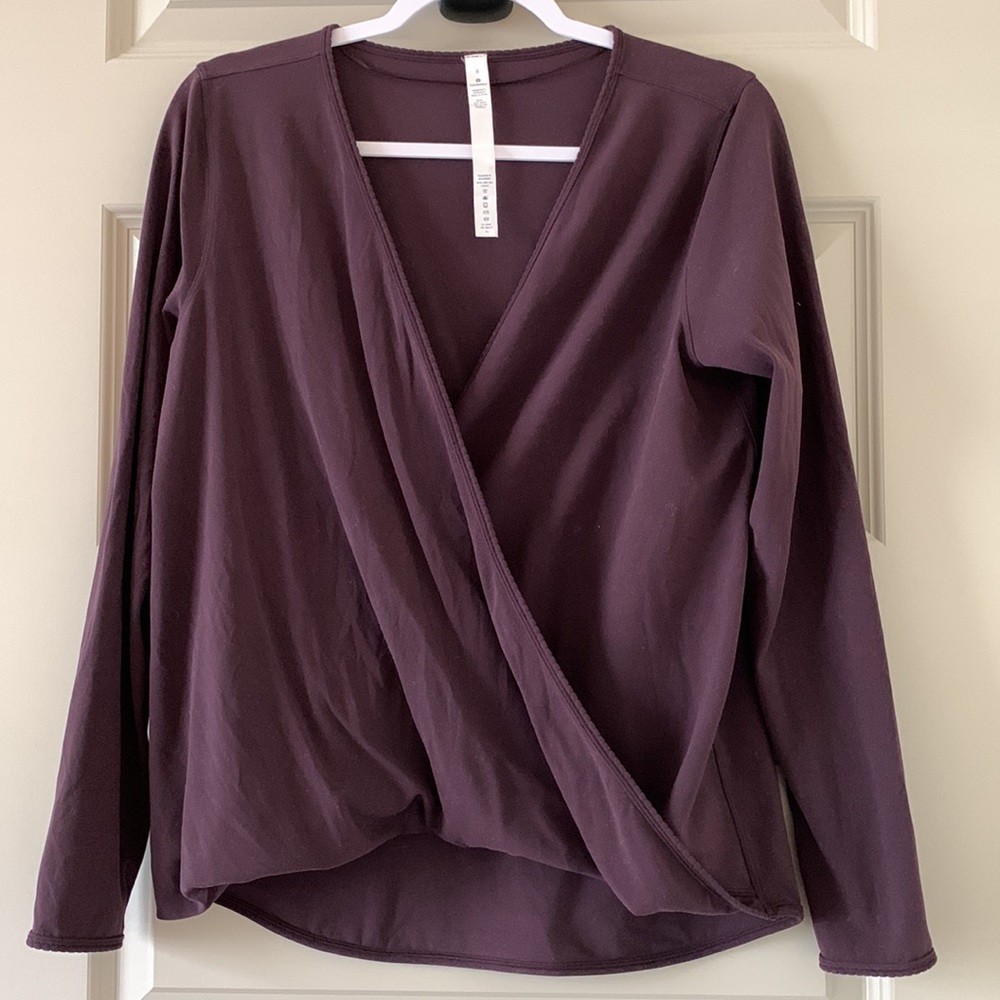 Lululemon Women’s Size 8 Full Freedom Long Sleeve Black Cherry
